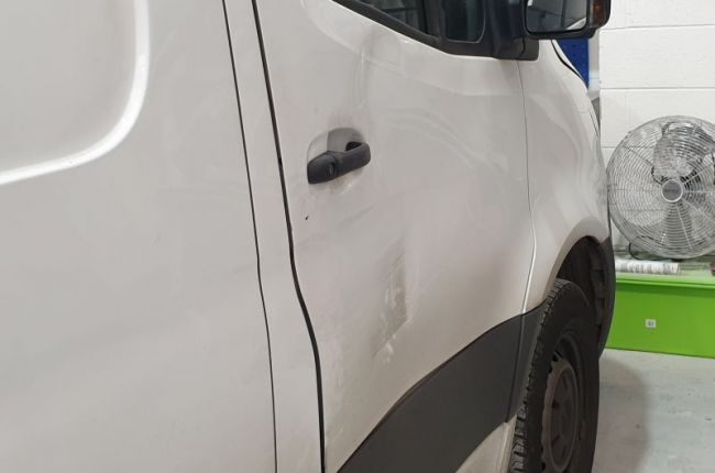 Mercedes Van dent & Scratch repair Nottingham by Scratchmaster 