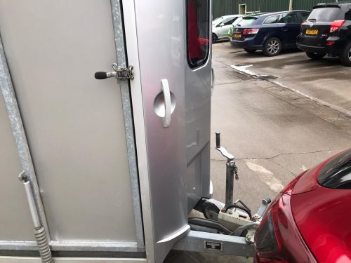 Click Here To Enlarge This Photo Of Horse Box Repair 
