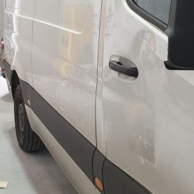 Mercedes dent & Scratch repair in Nottingham by Scratchmaster: Click Here To View Larger Image