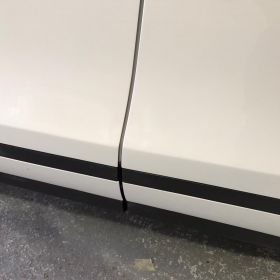 Range Rover Body Repair : Click Here To View Larger Image