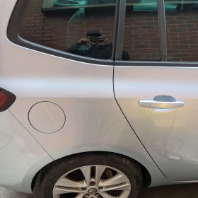 Vauxhall Car Body & Dent Removal : Click Here To View Larger Image