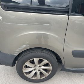 Peugeot Partner Scratch Repair : Click Here To View Larger Image